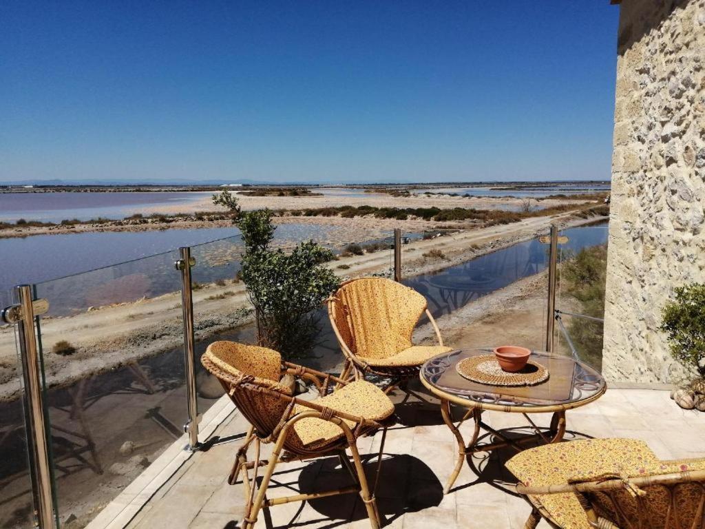 Nuits Salines Aigues-Mortes Exterior foto